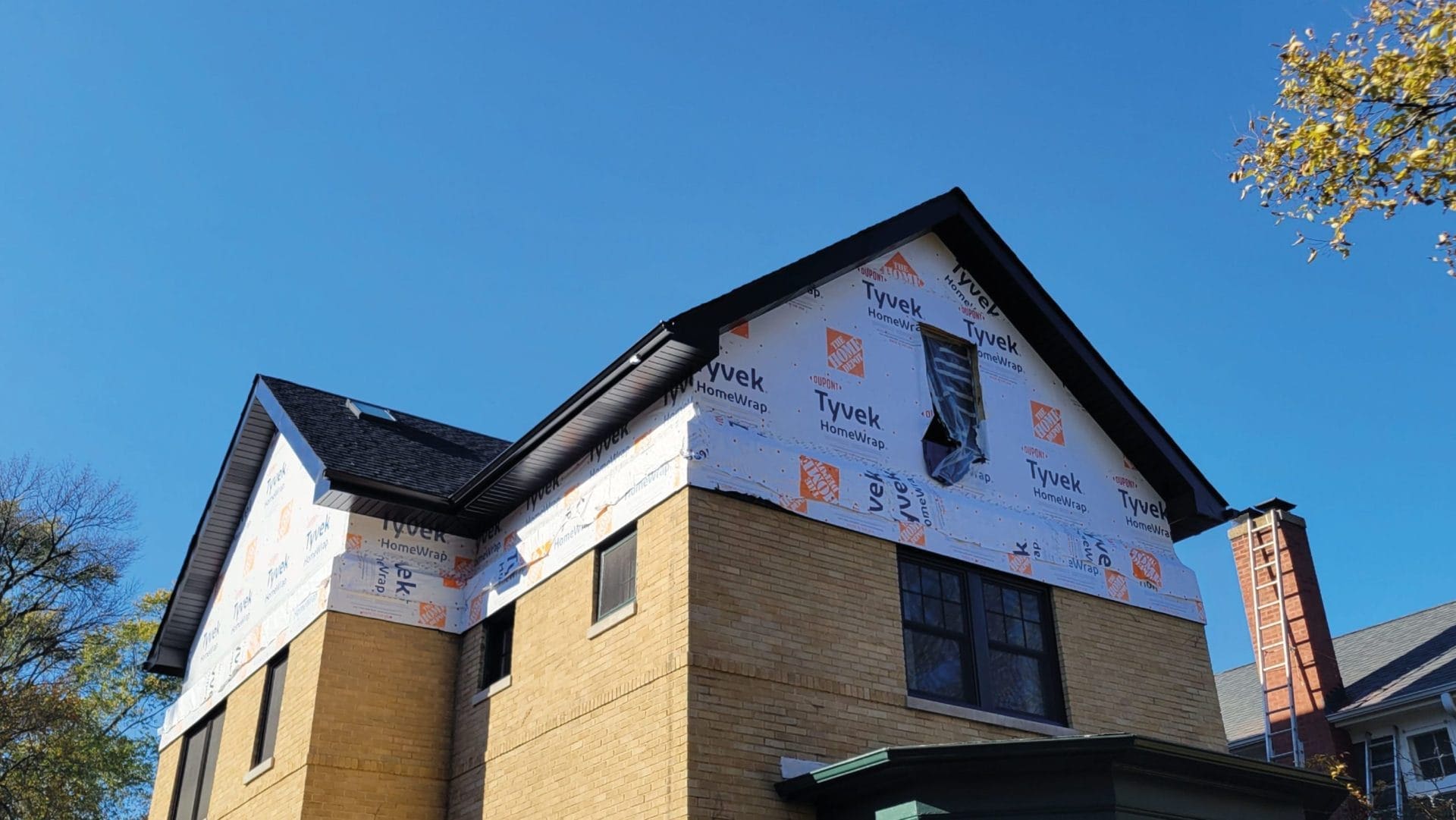 WHO REPAIR SOFFIT AND FASCIA CHICAGO
