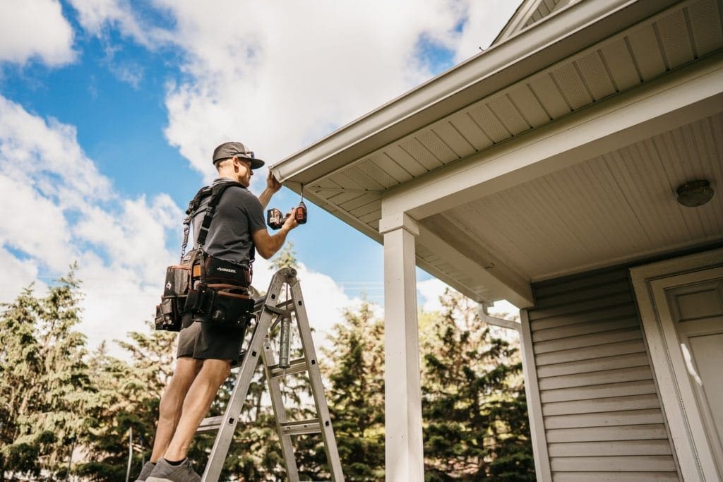 Gutters ENRIQUEZ Provide Gutter Installation, Gutter cleaning, Gutter Replacement, Gutter Repair in Chicago Area. GUTTER SERVICE CICERO IL GUTTER SERVICE OAK PARK IL
gutter service chicago
