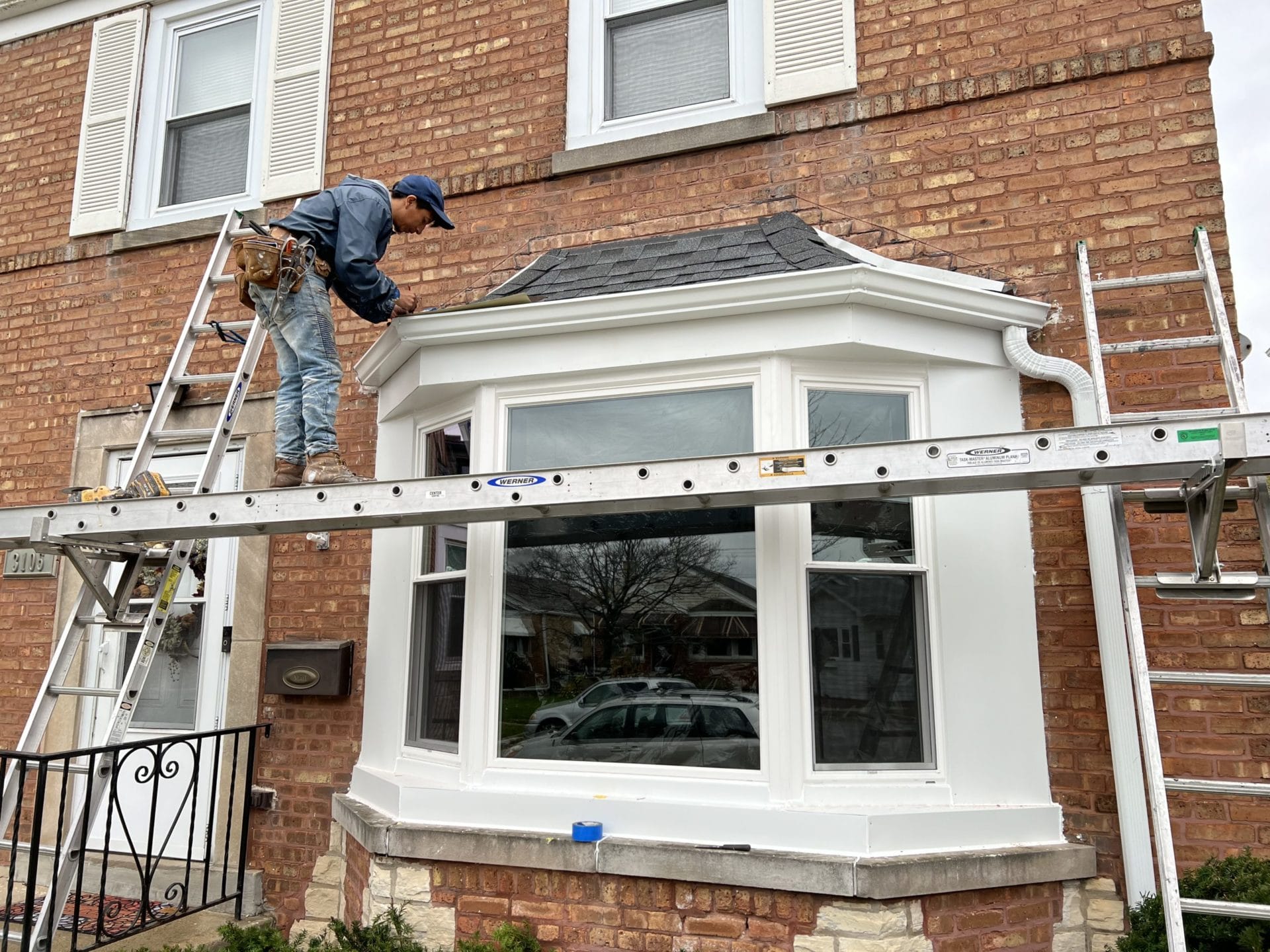 Chicago roof services, bay roof repair - bay window repair chicago illinois - bay window chicago