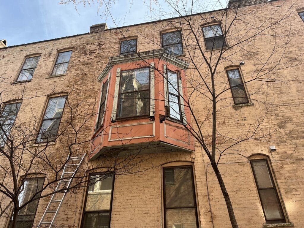 historic landmark bay window Restoration in chicago